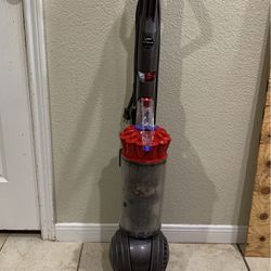 Dyson Dc 40 Vacuum Cleaner Working Like A Champ!!
