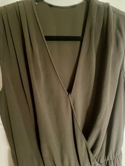 Zara Basics brown/Green Jumpsuit size Small very good condition as is pick up.