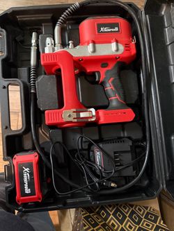XtremepowerUS Cordless Battery-Powered Grease Gun Kit