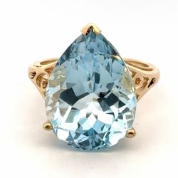 Woman’s Ladies 10k Yellow Gold Pear Cut Light Blue Stone  9.89 CTW Ring Size 6 GP3123331