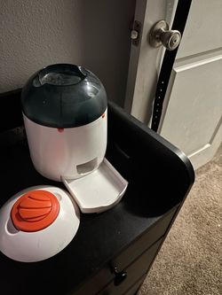 Automatic Pet Food Dispenser