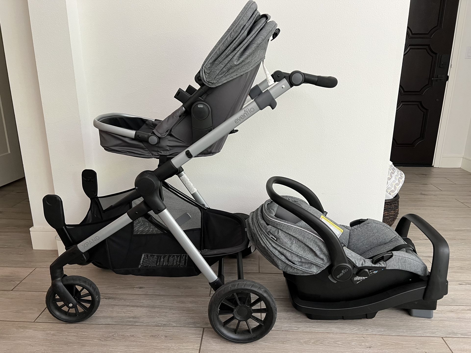 Evenflo Pivot Xpand Stroller