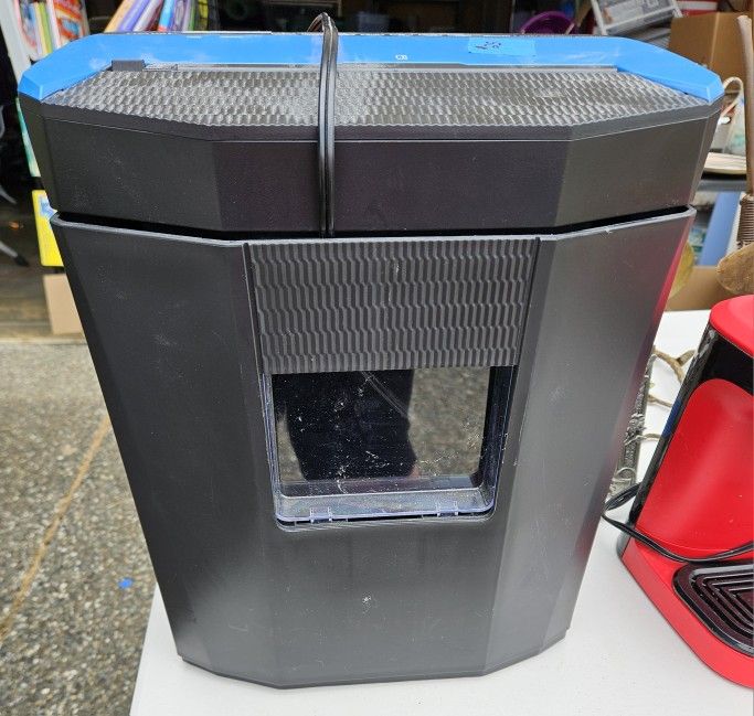 Royal Office Paper Shredder 805MC