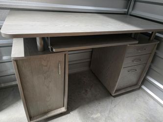 computer desk