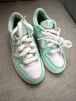 Toddler Nike shoes