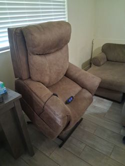 Recliner chair