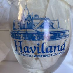 Vintage Collectible Wine Glasses (4) Unused 