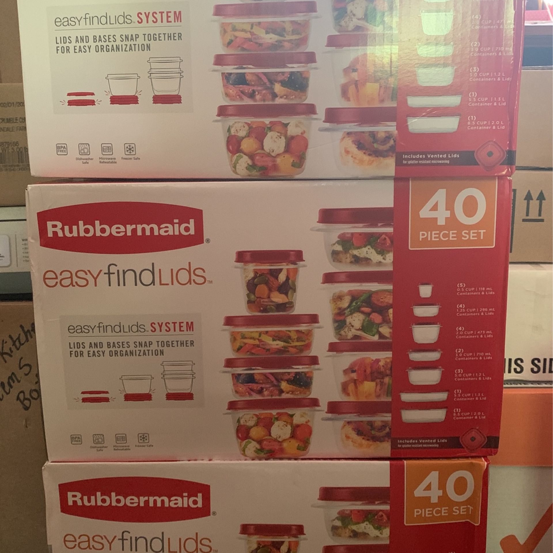40 Piece Rubbermaid Set