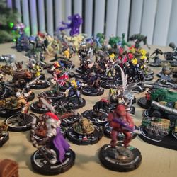 large lot of whiz kid dungeon and dragon figures approximately 110 +