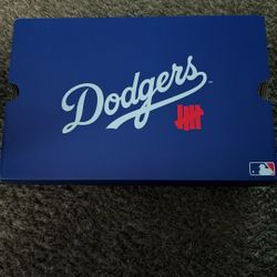 Undefeated Converse LA Dodgers Chuck 70