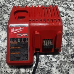 M18 M12 Milwaukee Tools 