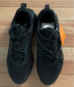 New mens black Nike Air Max—size 10—$65 Firm,No Holds or Spam
