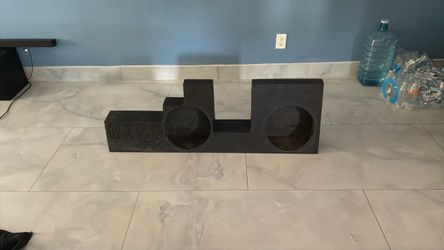 Speaker box for car