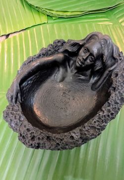 Vintage Coco Joe's Pele Goddess Ashtray Lava Statue Tiki Hawaiian 1964