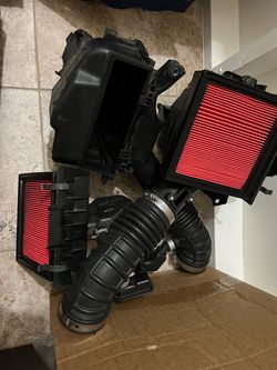 Oem g37 intake box and brand new filter