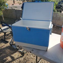 Old Coleman Ice Chest 48 Quarts  I ASK  $45.00