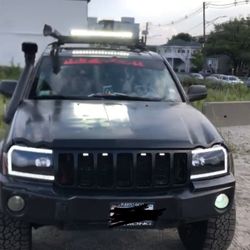 2006 Lifted Jeep Grand Cherokee v6 
