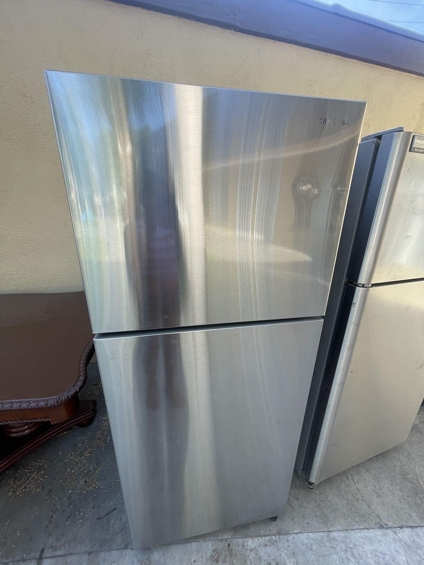 Top Freezer Refrigerator 