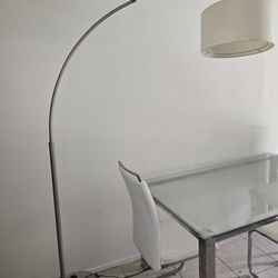 Dining room with 3 chair.