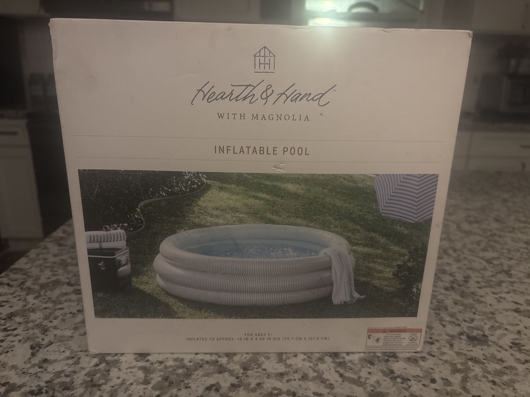 Hearth & Hand Inflatable Pool