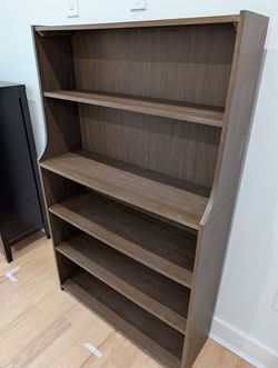 Free bookshelf