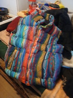 Coogie puffy vest