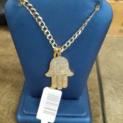 Pendant 14k  5.7gr  Us 389 , Chain Cur 20" 14k  12gr Us 810