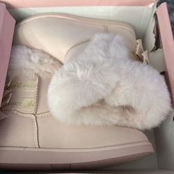 Juicy Couture Boots