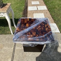 Very Nice Coffee Table 