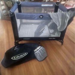 Kids new Graco Pack and play portable