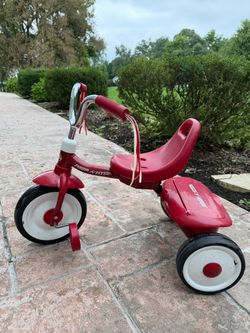 Radio Flyer Ready to Ride Folding Trike for Toddlers