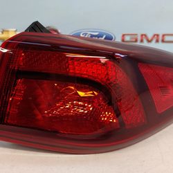 2022-2023 HYUNDAI KONA RIGHT OUTER NO LED TAIL LIGHT