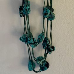 Women’s Turquoise Necklace 