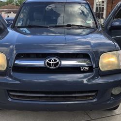 2005 Toyota Sequoia