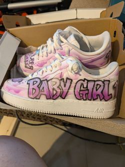 Size 9 Nike shoes
