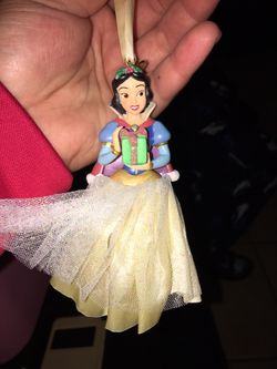 NEW! Disney Snow White Ornament