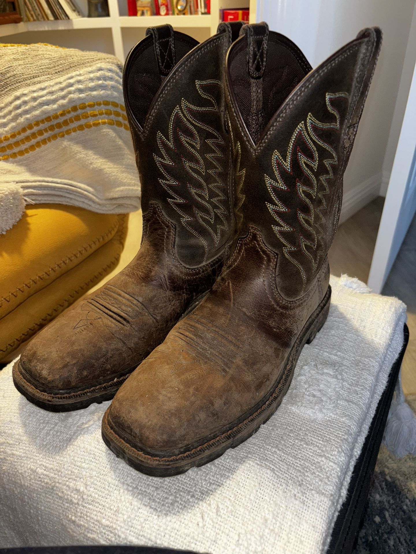 Ariat Work Boots Size 8.5 Mens
