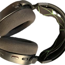 Steel Series arctis 9x Xbox Wireless gaming headset 
