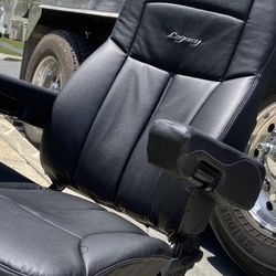 Legacy Low Ride Seats