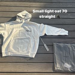 Essentials fear of God Size Small 