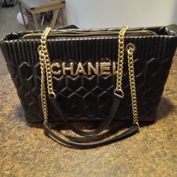 Chanel Tote Bag With Athenticity Card