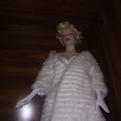Marilyn Monroe Porcelain Doll