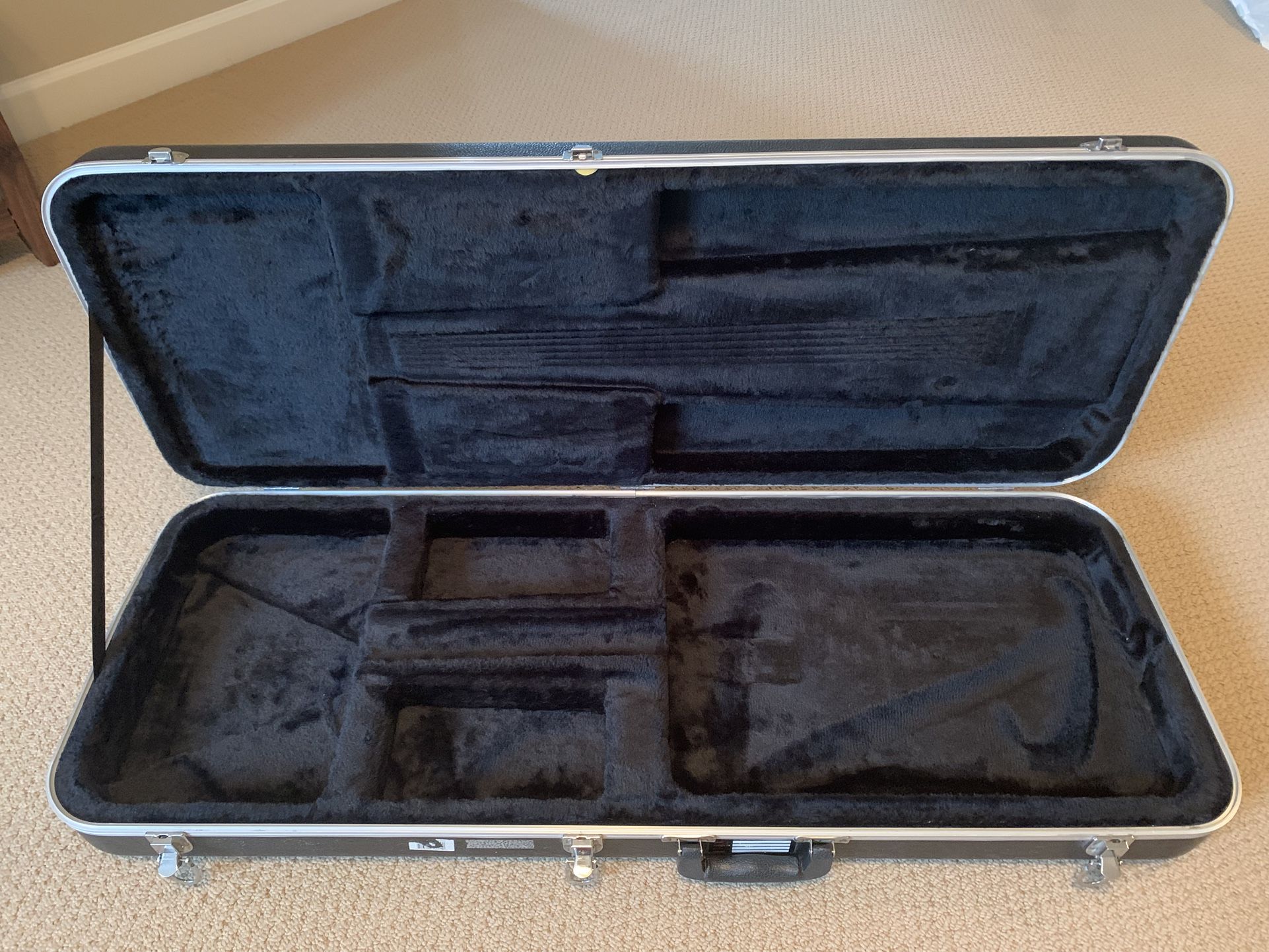 Gator Hard Guitar Case