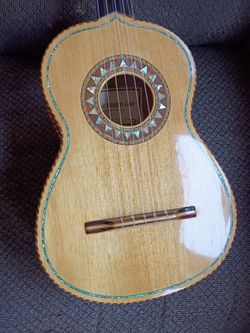 Vehuala guitar for sale