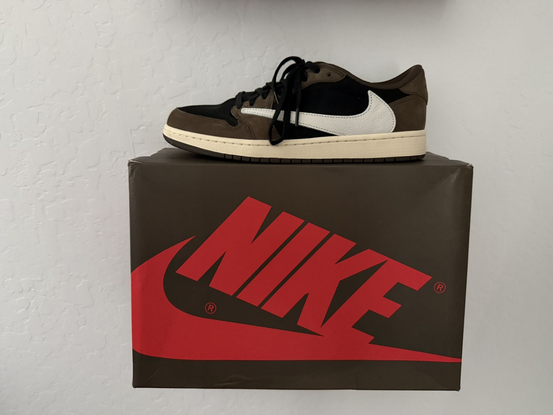 Travis Scott Jordan Retro Low OG