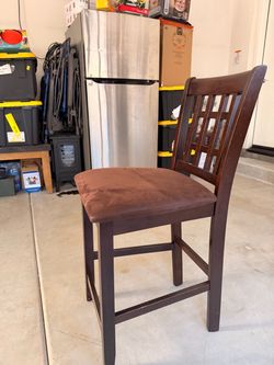 $10 Chairs
