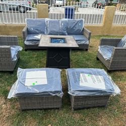 Brand New Patio Outdoor Furniture Set