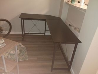 L-Shaped Corner Desk Dark Brown