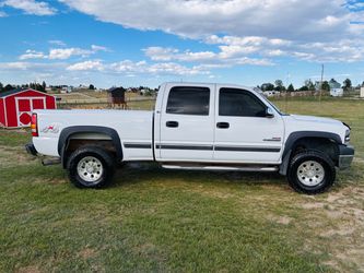 Chevy Silverado 2500HS LS 4x4 ‘02