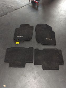 Toyota Rav 4 floor mats